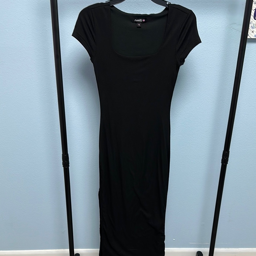 Justify Black Maxi Sheath Dress with Short Sleeves and Scoop Neck for Night Out